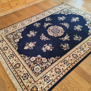 tapis vintage bleu marine